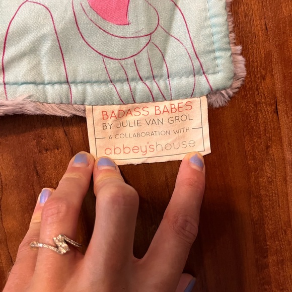 Badass Babes Julie Van Grol & Abbey’s House Large Adult Cuddle Minky Blanket - Picture 9 of 11